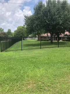 Fence consultant